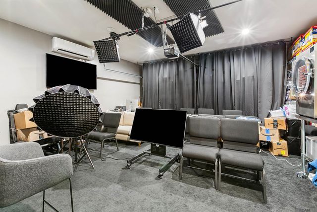 9574 W Terran Ln, Westwego, LA 70094