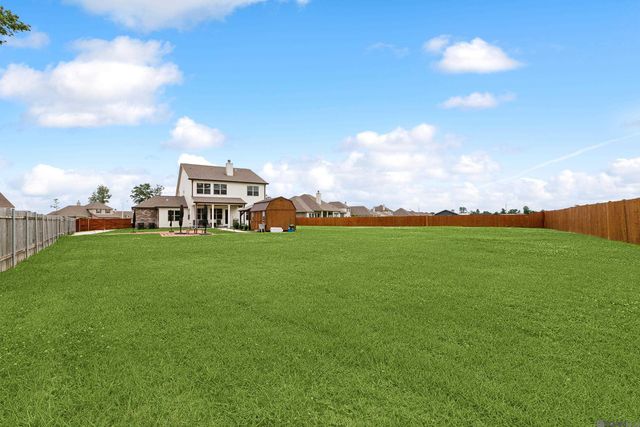 9574 W Terran Ln, Westwego, LA 70094