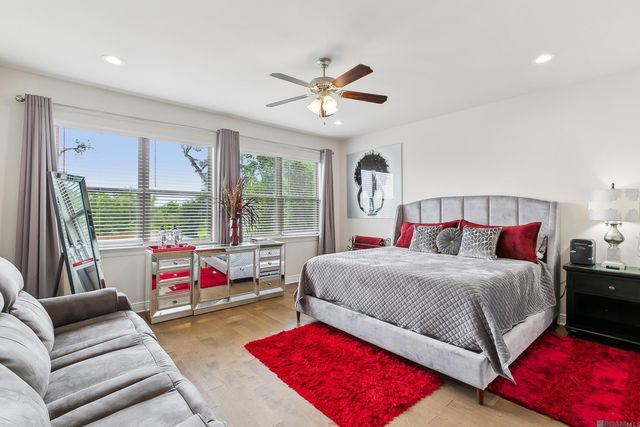 9574 W Terran Ln, Westwego, LA 70094