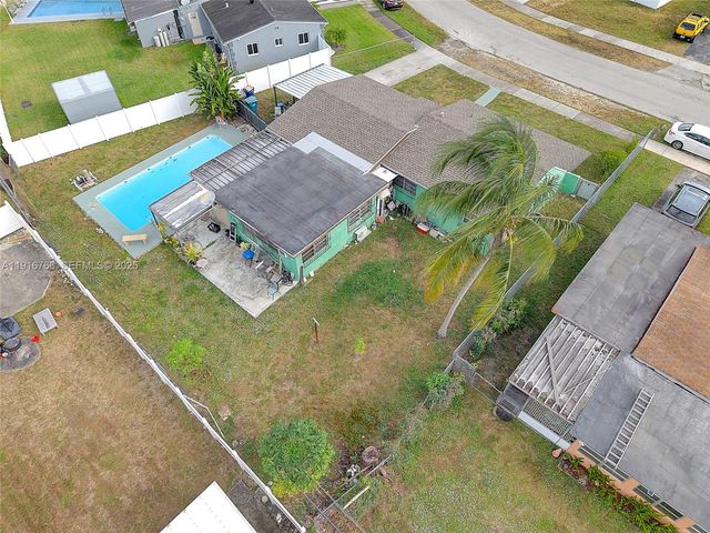 19740 NW 11th Ct, Miami Gardens, FL 33169