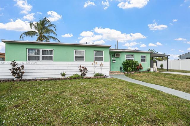 19740 NW 11th Ct, Miami Gardens, FL 33169