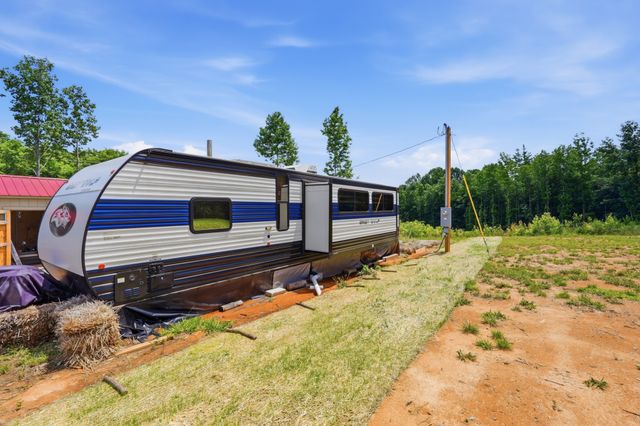 1311 Hillis Cemetery Rd, Spencer, TN 38585