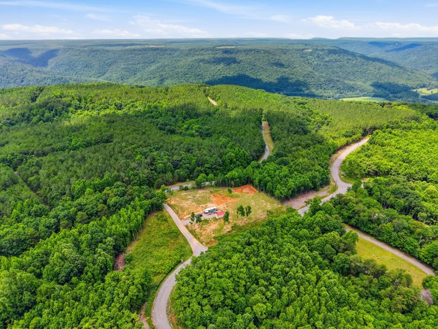 1311 Hillis Cemetery Rd, Spencer, TN 38585