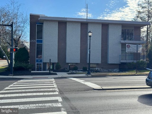 1355 OLD YORK RD, Abington, PA 19001