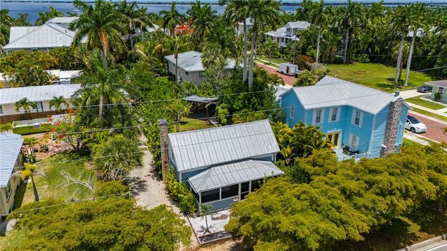 756 W MARION AVENUE, Punta Gorda, FL 33950