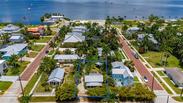 756 W MARION AVENUE, Punta Gorda, FL 33950