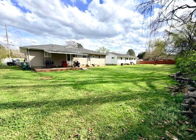 4705 Clover Lane, Hixson, TN 37343