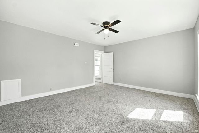 2109 Maumee Avenue, Fort Wayne, IN 46803