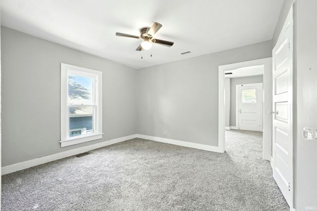 2109 Maumee Avenue, Fort Wayne, IN 46803