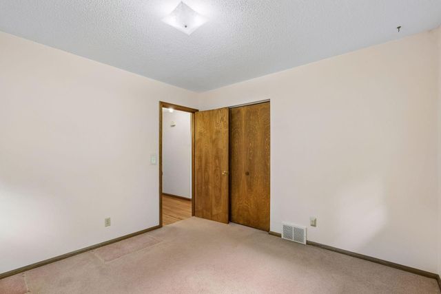 2949 Aquila Avenue N, Crystal, MN 55427
