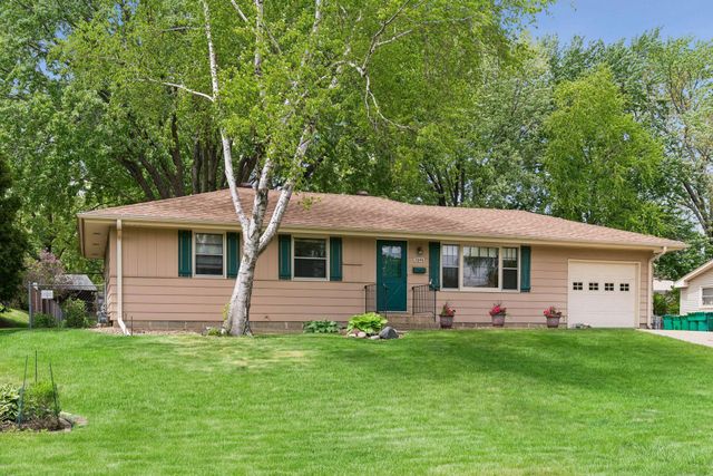 2949 Aquila Avenue N, Crystal, MN 55427