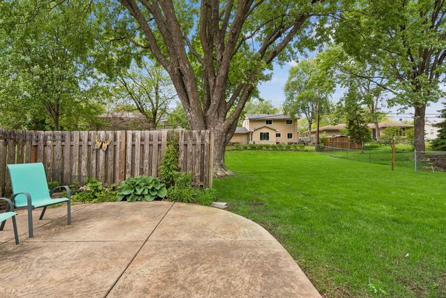 2949 Aquila Avenue N, Crystal, MN 55427