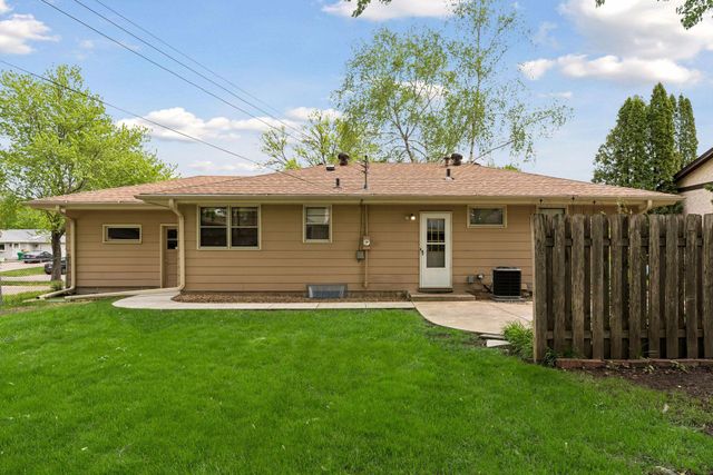 2949 Aquila Avenue N, Crystal, MN 55427