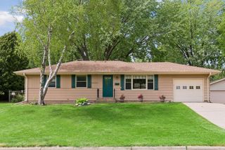 2949 Aquila Avenue N, Crystal, MN 55427