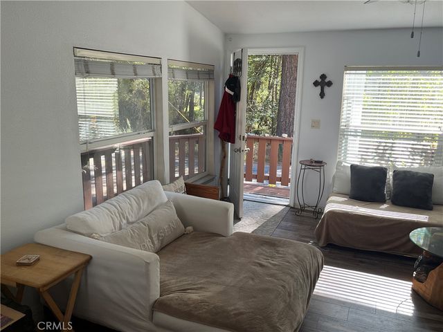 39950 7 Oaks 41, Angelus Oaks, CA 92305