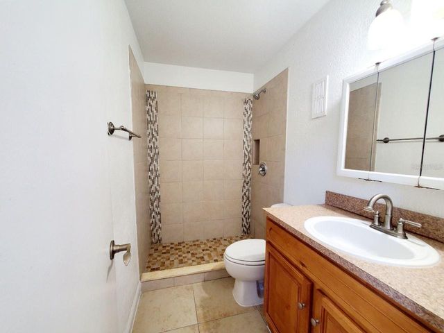 13832 ORANGE SUNSET DRIVE 202, Tampa, FL 33618