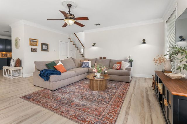 9440 Red River Street, Woodway, TX 76712