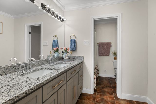9440 Red River Street, Woodway, TX 76712