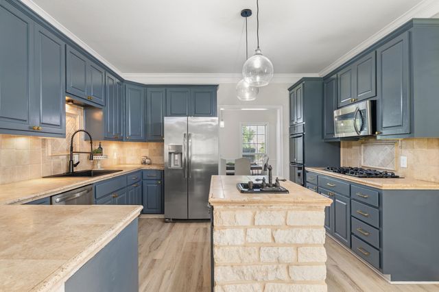 9440 Red River Street, Woodway, TX 76712