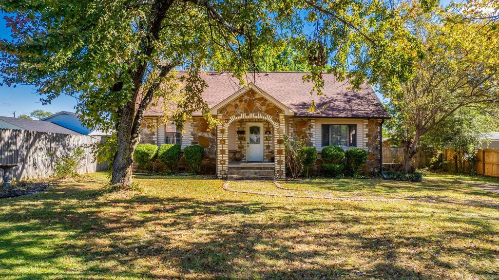 610 Claremont Avenue, Sherwood, AR 72120