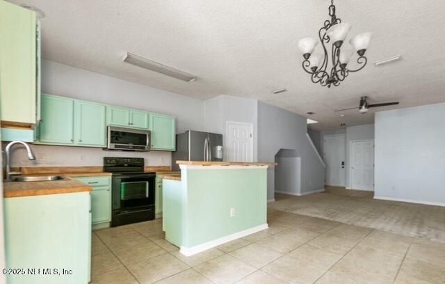 2338 RED MOON Drive, Jacksonville, FL 32216