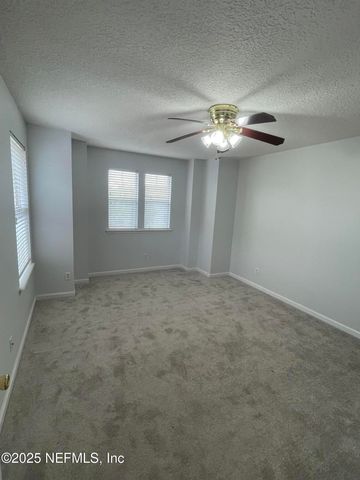 2338 RED MOON Drive, Jacksonville, FL 32216