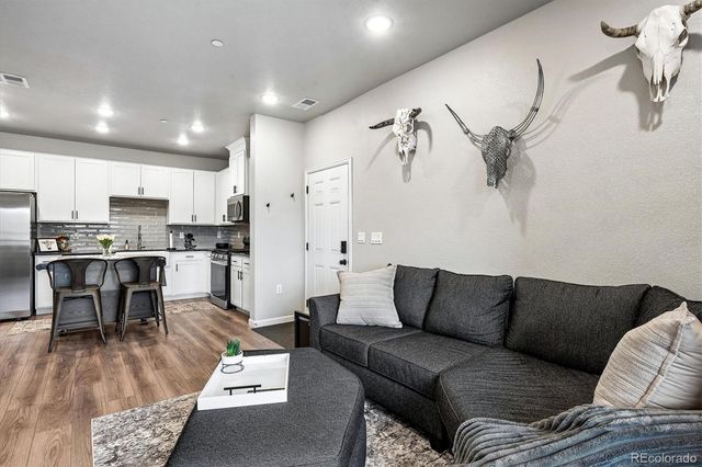 9962 W Victoria Place 301, Littleton, CO 80127