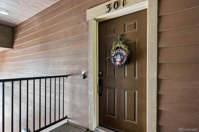 9962 W Victoria Place 301, Littleton, CO 80127