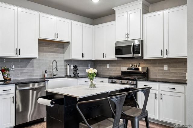 9962 W Victoria Place 301, Littleton, CO 80127