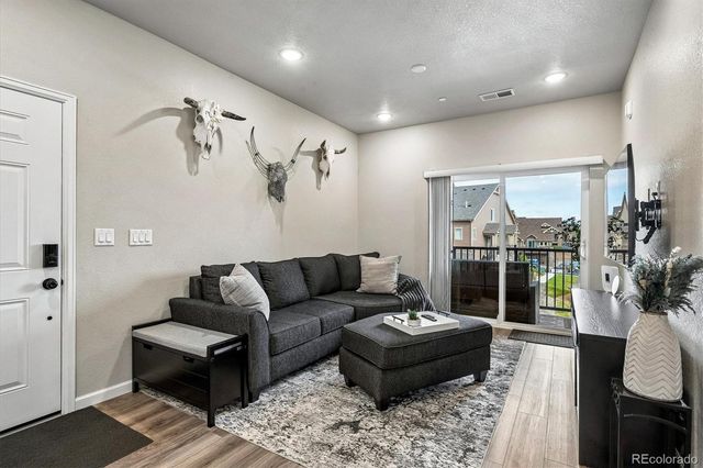 9962 W Victoria Place 301, Littleton, CO 80127