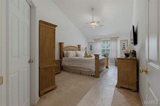 13025 Kinsley Heights Drive, Florissant, MO 63033