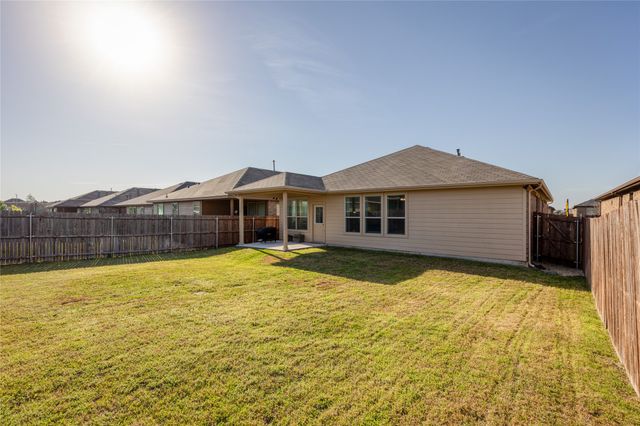 1033 Madelia Avenue, Fort Worth, TX 76177