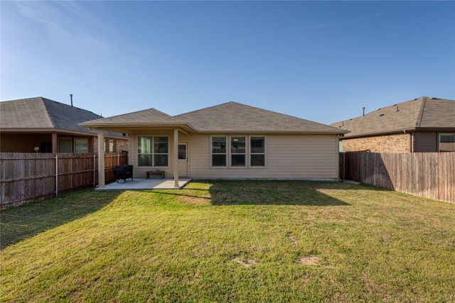 1033 Madelia Avenue, Fort Worth, TX 76177