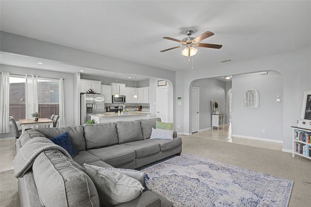 1033 Madelia Avenue, Fort Worth, TX 76177