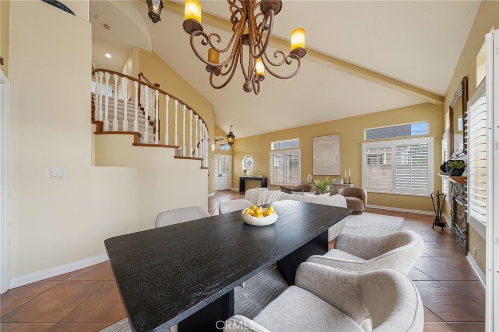 Image 13 of property listing at 137 W Greystone Avenue, Monrovia, CA 91016