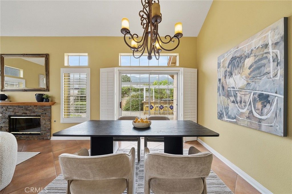 Image 14 of property listing at 137 W Greystone Avenue, Monrovia, CA 91016