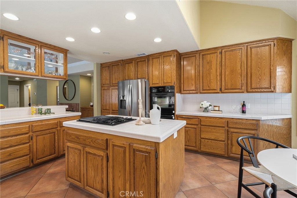 Image 23 of property listing at 137 W Greystone Avenue, Monrovia, CA 91016