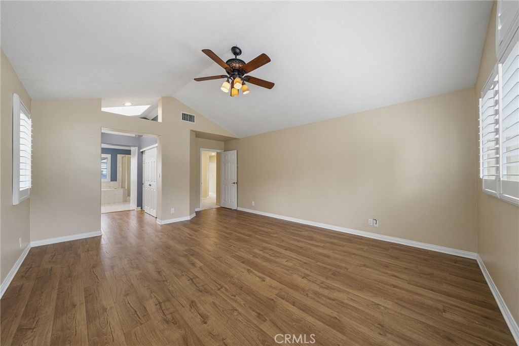 Image 33 of property listing at 137 W Greystone Avenue, Monrovia, CA 91016