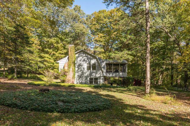 20 Strawberry Hill Road, Madison, CT 06443
