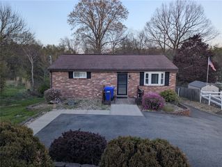 327 Beech Rd, Plum Boro, PA 15239