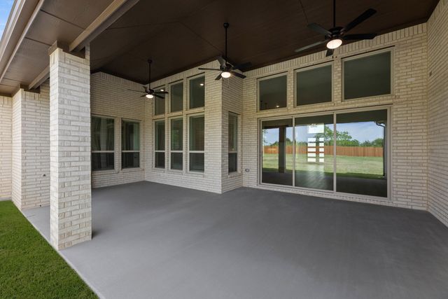 241 Broadmoor Lane, Ovilla, TX 75154