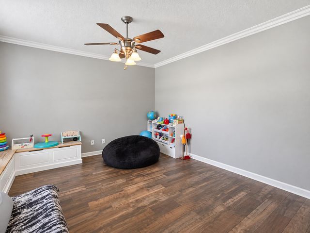 13526 Robin Hill Court, Houston, TX 77059
