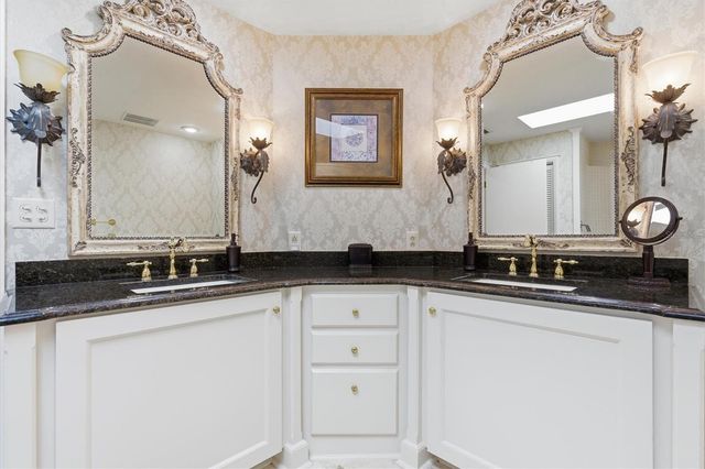 1127 ROYAL TROON COURT, Tarpon Springs, FL 34688