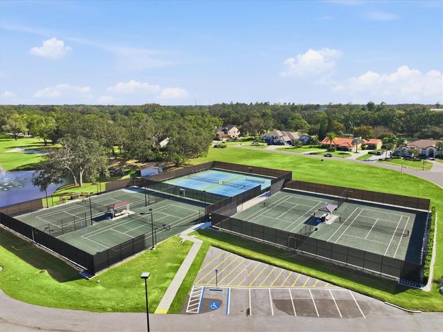 1127 ROYAL TROON COURT, Tarpon Springs, FL 34688