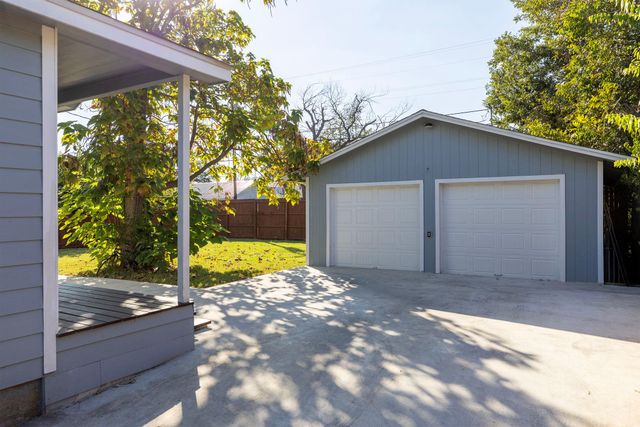 1110 S 9th ST, Temple, TX 76504