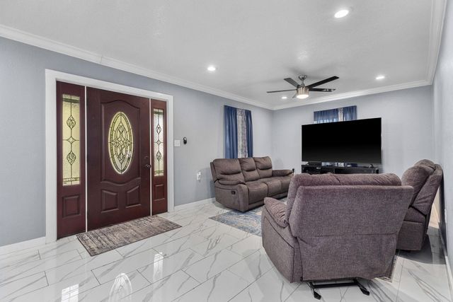 1110 S 9th ST, Temple, TX 76504