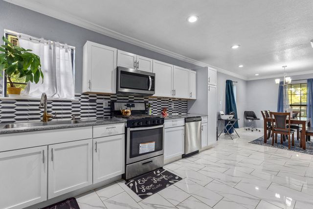 1110 S 9th ST, Temple, TX 76504