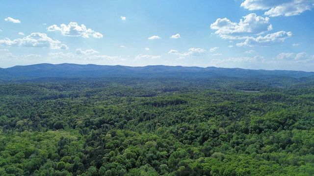19 Amicalola Drive, Dawsonville, GA 30534