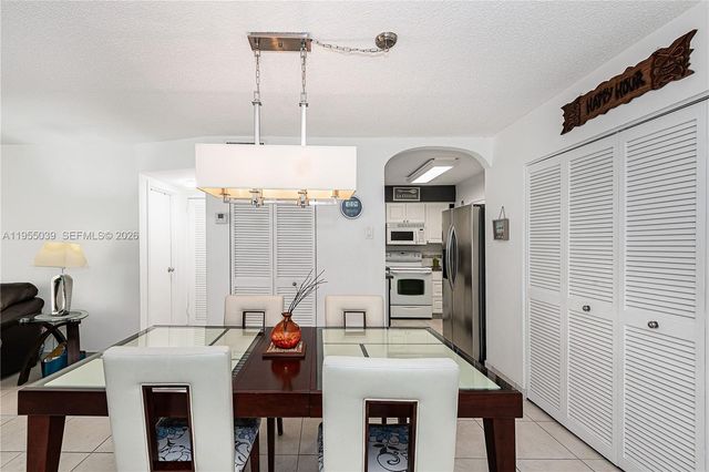 17800 Atlantic Blvd 203, Sunny Isles Beach, FL 33160