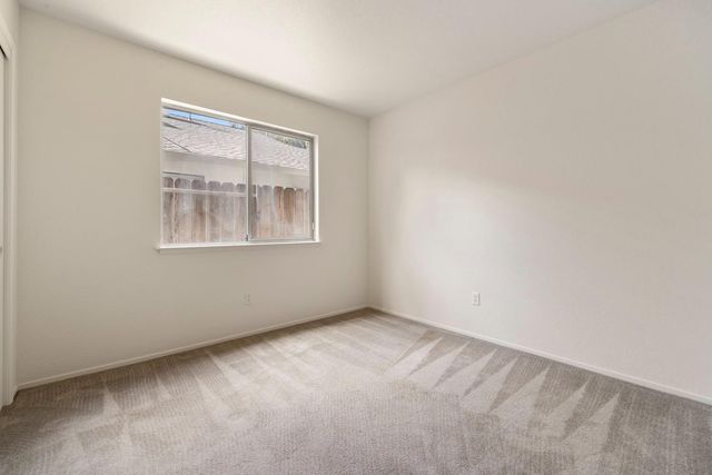 947 Kingery Dr, Ripon, CA 95366